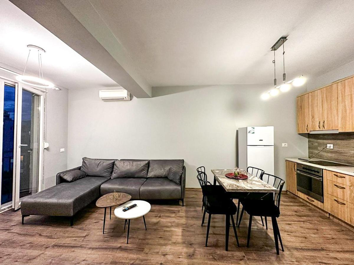Apartment New Bazaar 1bd Modern *